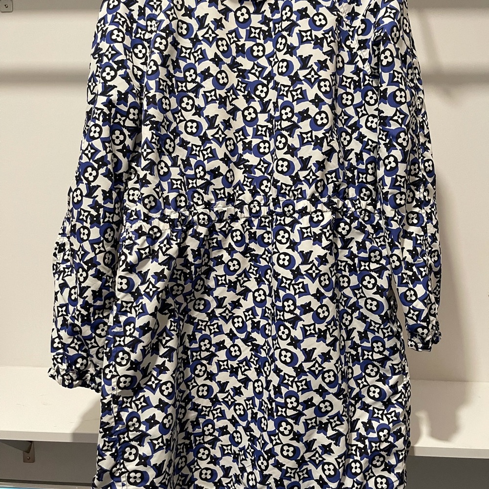 Limited Edition LV parka in excellent condition